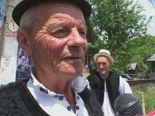 Foto tarani la vot Harnicesti - Maramures (c) eMaramures.ro